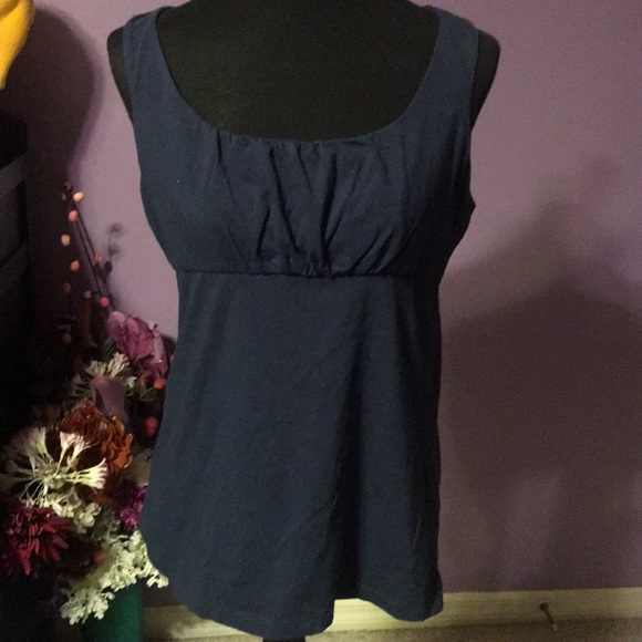 Tommy Bahama Tops - 5/$25 Tommy Bahama women’s top M